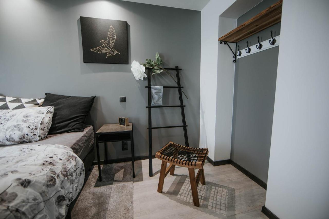 Pinska Guesthouse Cozy Apartment Вильянди Экстерьер фото